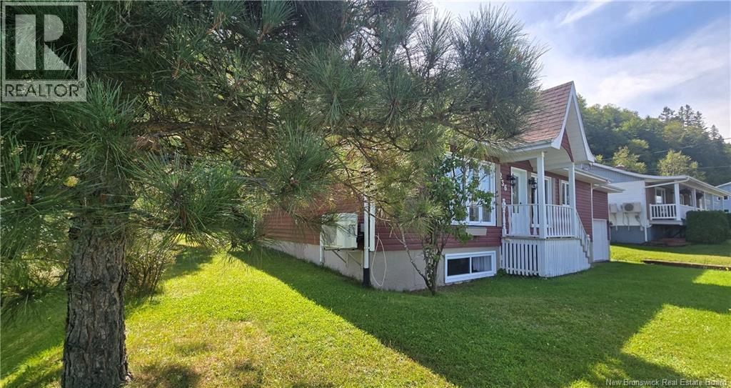 236 St-Louis Street - 35