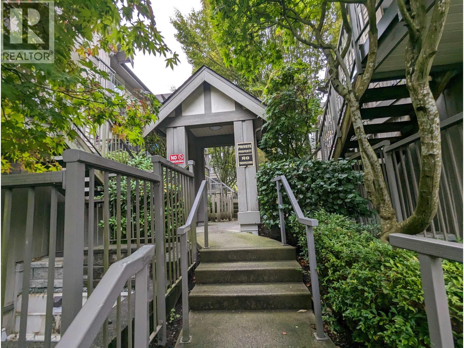 2 Bed, 2 Bath House for Rent in Burnaby – 49 7088 17TH AVENUE, Burnaby – MLS# R3159297 - Image 32