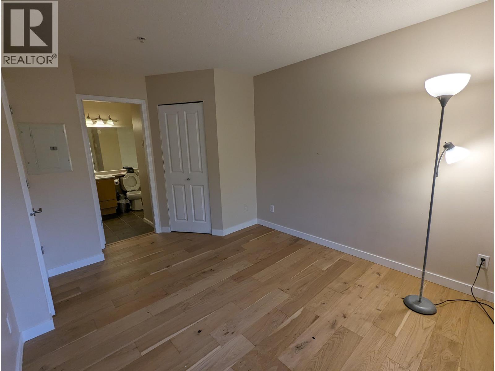 2 Bed, 2 Bath House for Rent in Burnaby – 49 7088 17TH AVENUE, Burnaby – MLS# R3159297 - Image 25