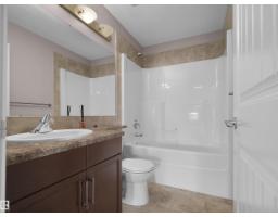 1932 67 St Sw, Edmonton, AB T6X0L9 Photo 32