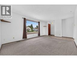 Foyer - 1329 Osler Street, Carstairs, AB T0M0N0 Photo 7