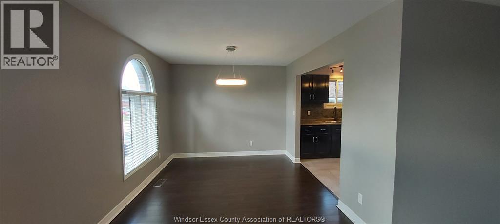 8339 KINGSTON CRESCENT - 11
