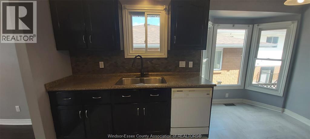 8339 KINGSTON CRESCENT - 15