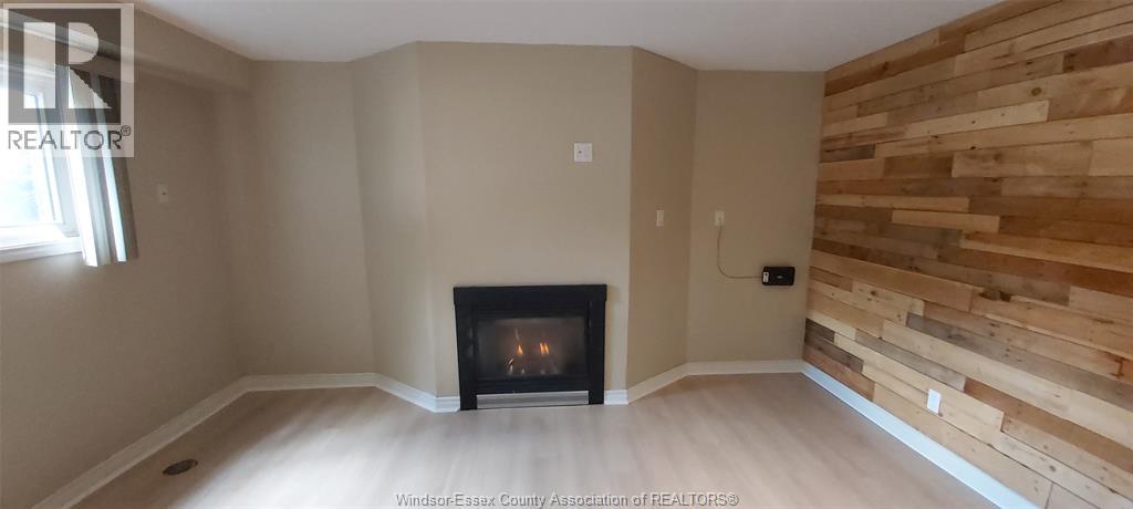 8339 KINGSTON CRESCENT - 28