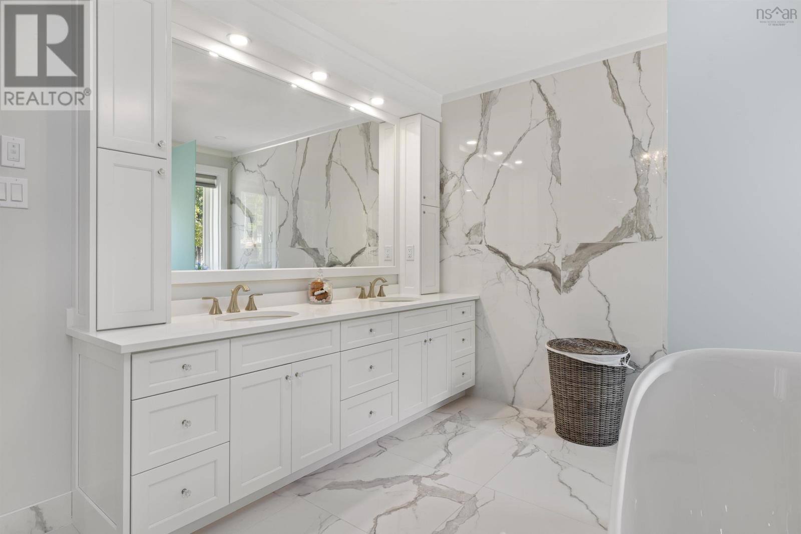 154 Spruce Drive - 38