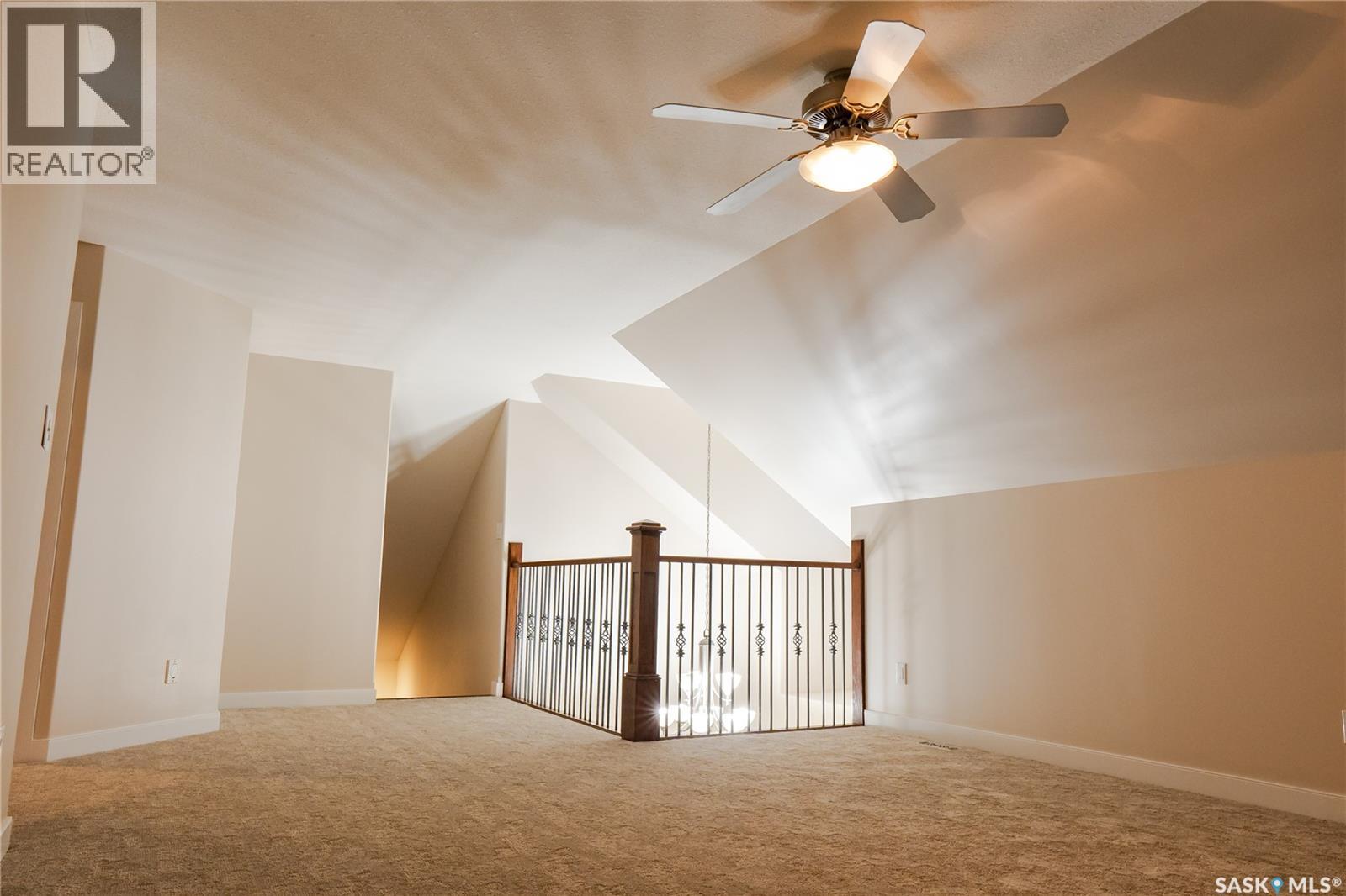 62 Glen Howard WAY - Image 42