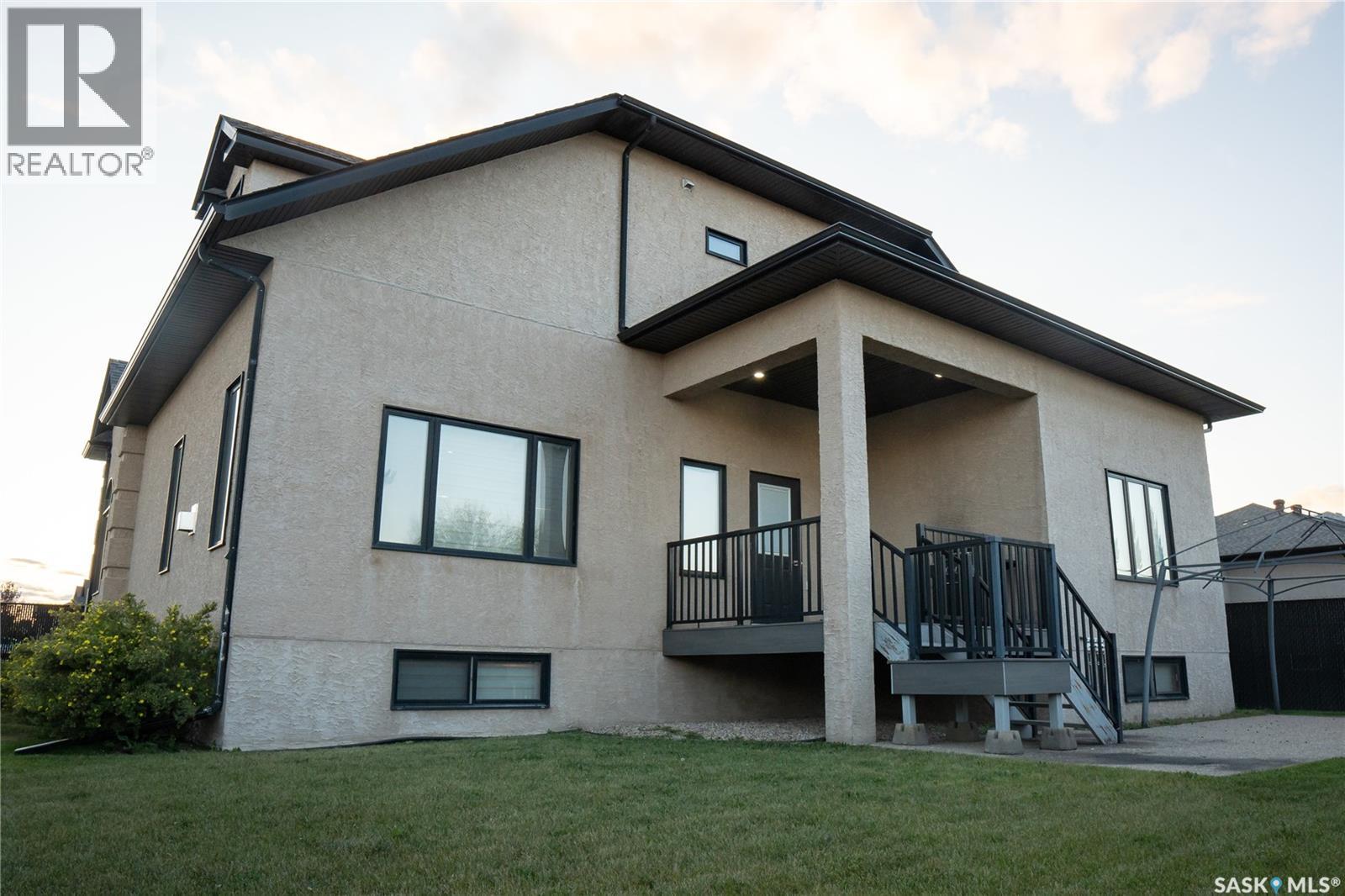 62 Glen Howard WAY - Image 6