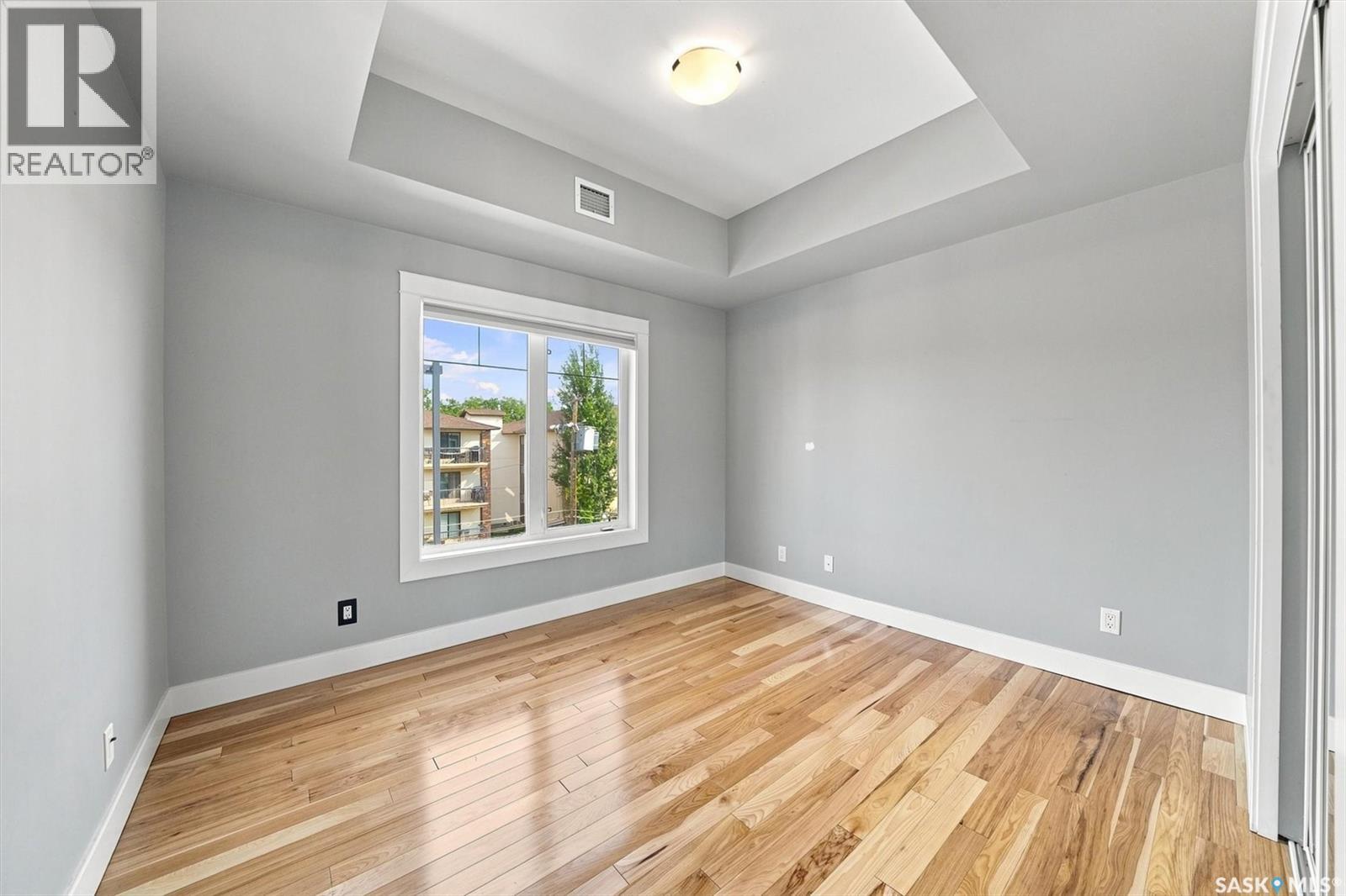 #305 721 8th STREET E - Image 21