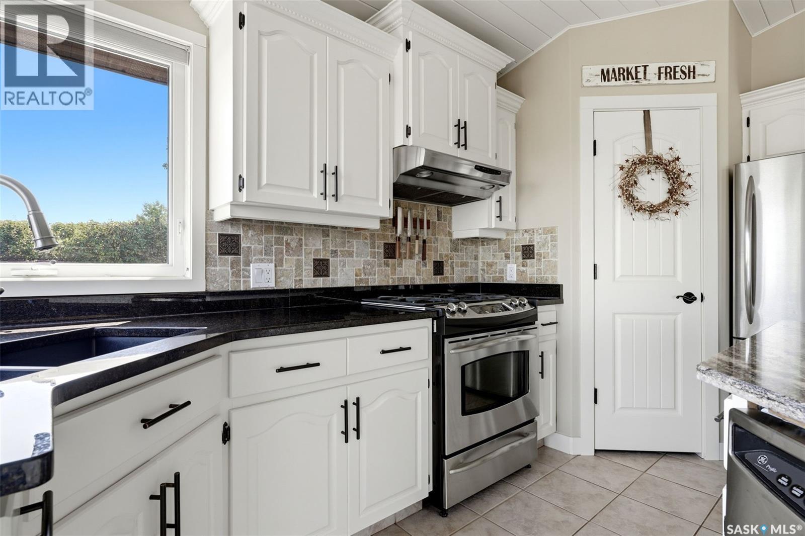 1259 HIGHWOOD AVENUE - Image 10
