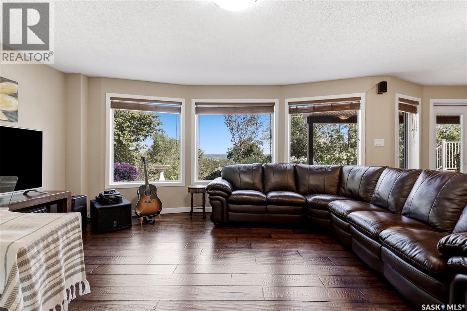 1259 HIGHWOOD AVENUE - Image 34
