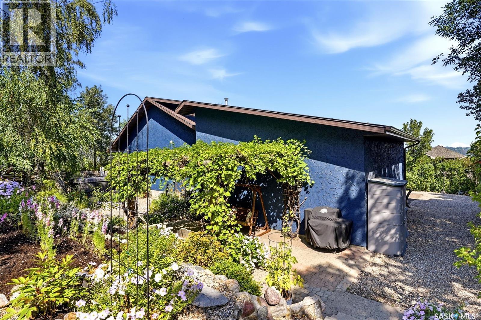 1259 HIGHWOOD AVENUE - Image 54