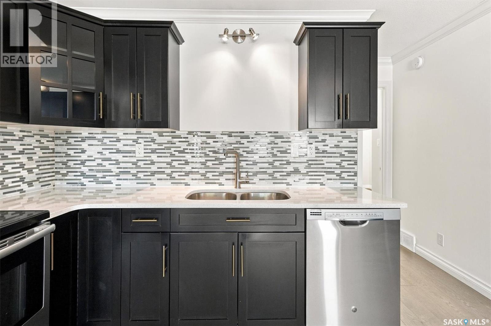 #211 225 Hassard CLOSE - Image 12