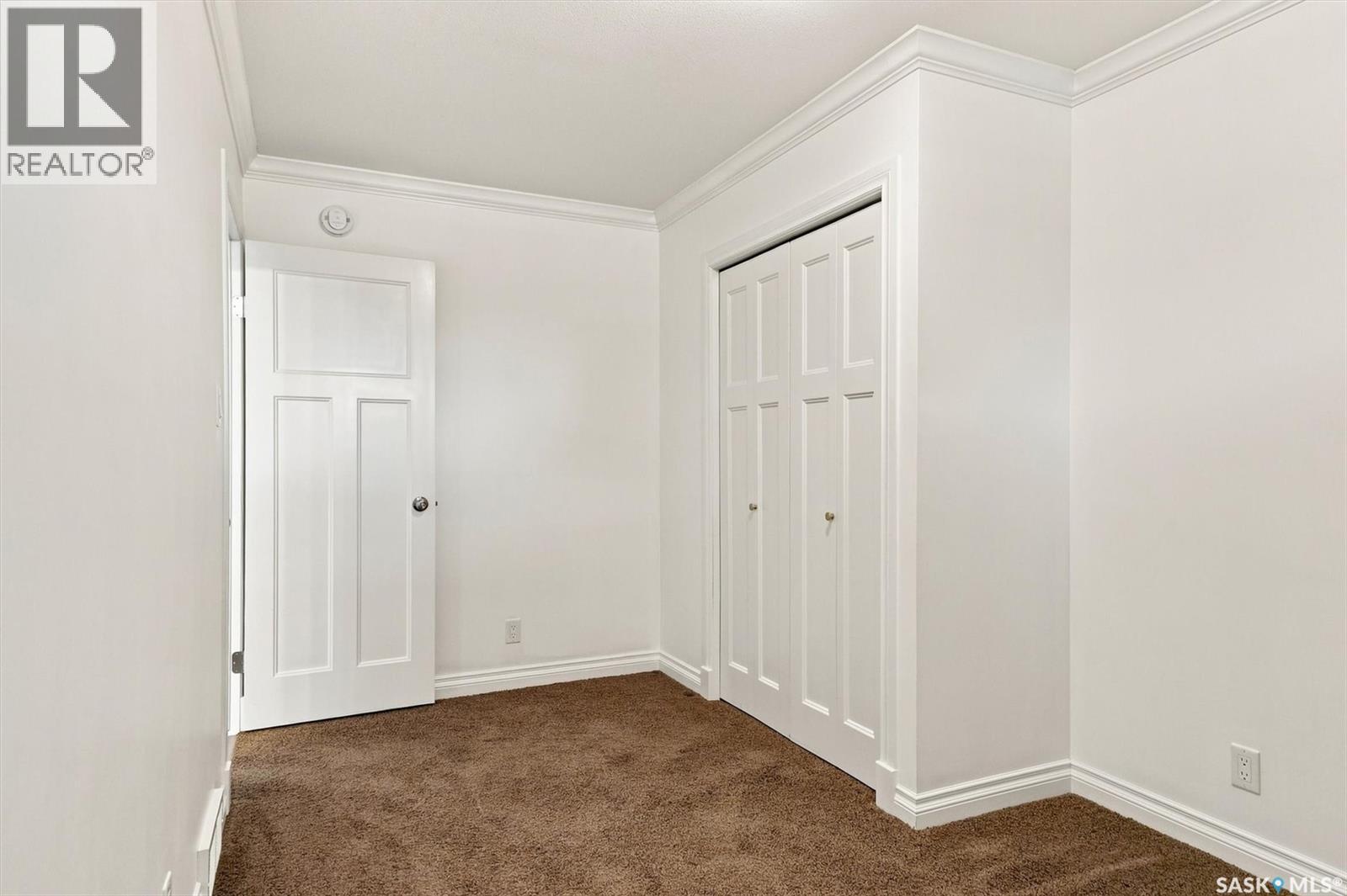 #211 225 Hassard CLOSE - Image 21