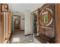Family room - 2185 Widgeon Rd, Qualicum Beach, BC V9K1Y8 Photo 18