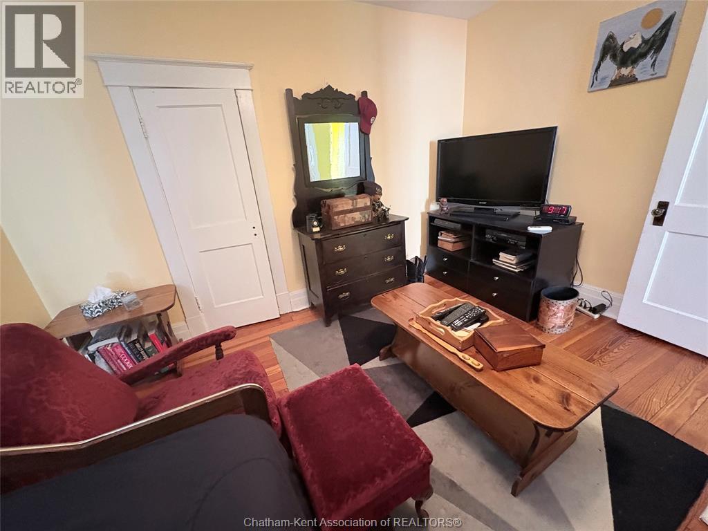 158 LORNE AVENUE - Image 19