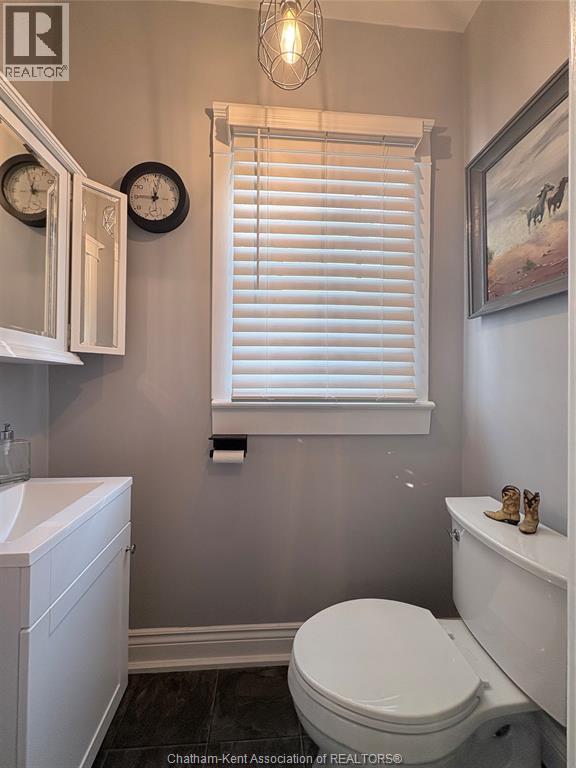 158 LORNE AVENUE - 7