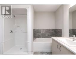 138 Renfrew Trail, Welland, ON L3C0K2 Photo 13