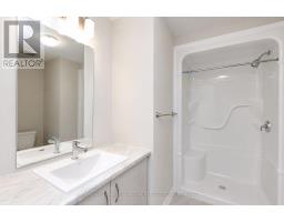 138 Renfrew Trail, Welland, ON L3C0K2 Photo 15