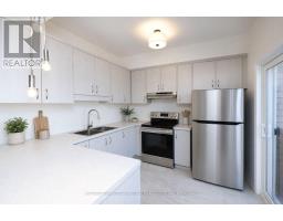 138 Renfrew Trail, Welland, ON L3C0K2 Photo 6