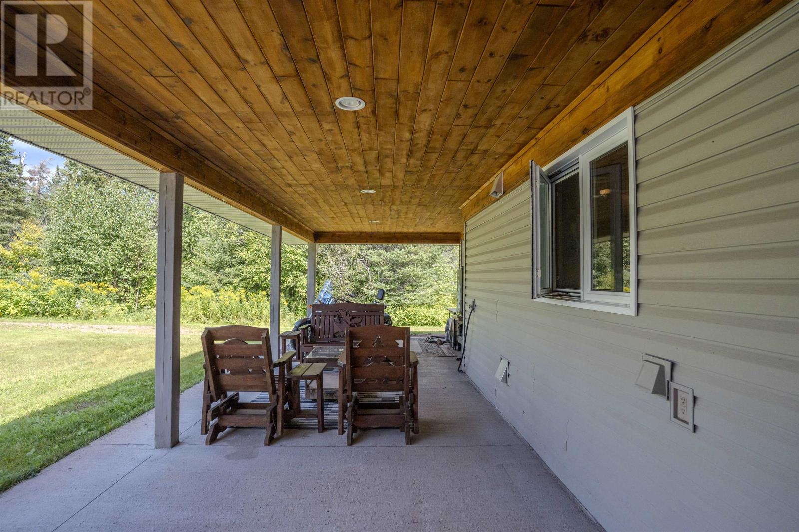 619 Grann DR - 32