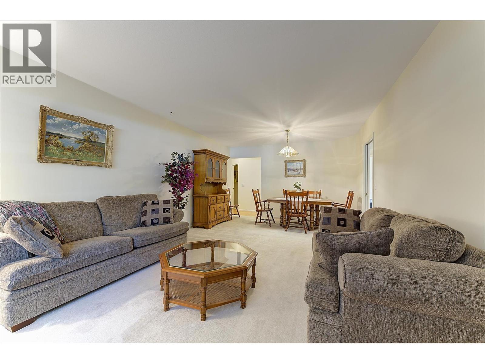 101 3335 Richter Street, Kelowna