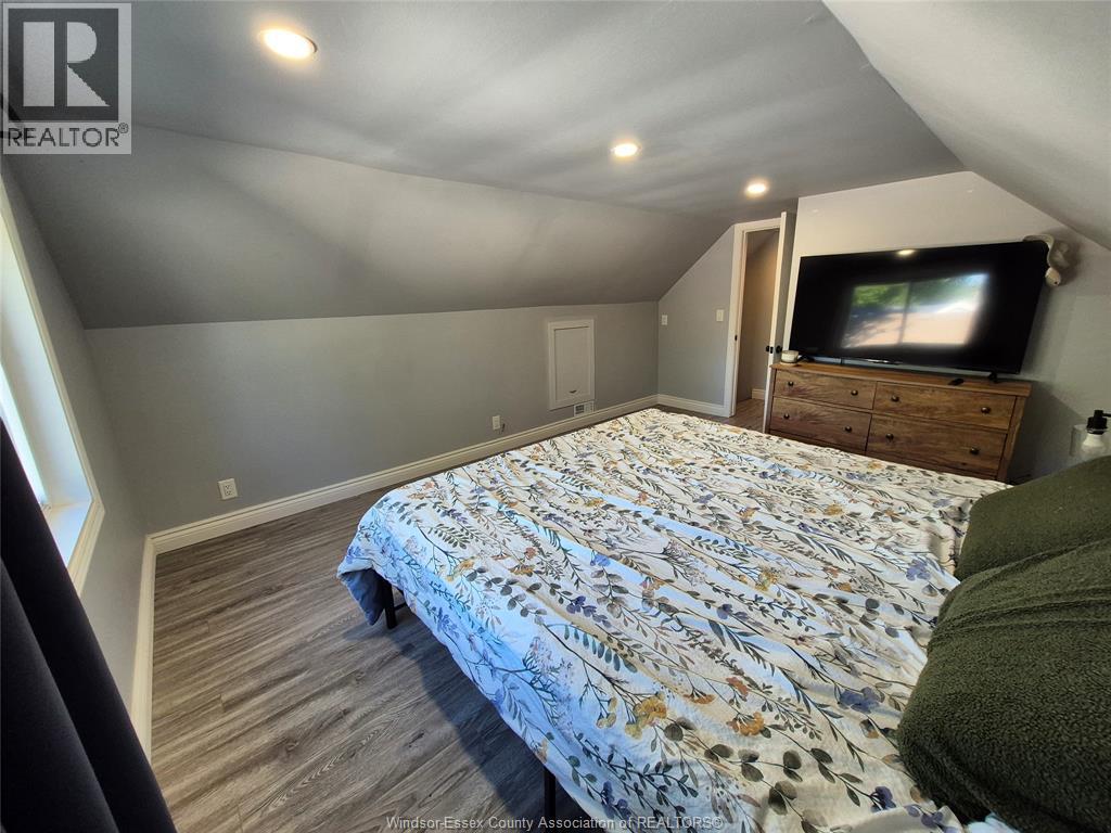 162 Munger AVENUE West - Image 27