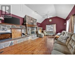 2553 County Road 42, Clearview, ON L0M1S0 Photo 18