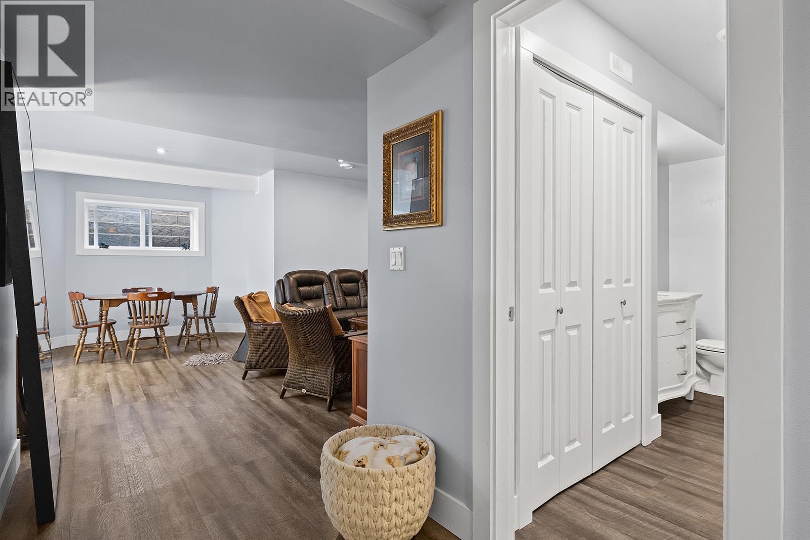  606 South Crest Drive, Kelowna