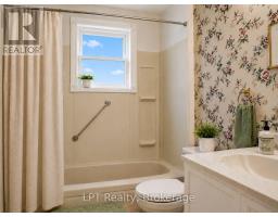 256 Farewell Street, Oshawa, ON L1H6L9 Photo 8