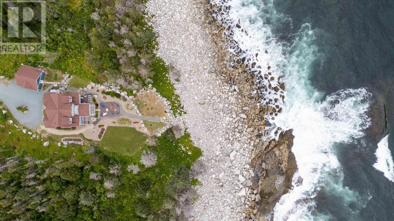 170 Edgewater Drive - 4
