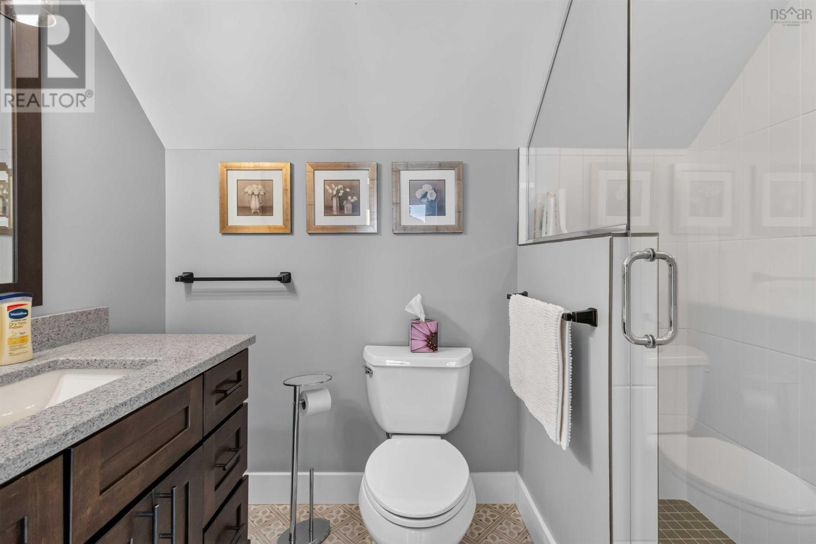 170 Edgewater Drive - 40