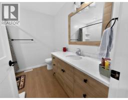 1, 2, 10225 105 Ave, La Crete, AB T0H2H0 Photo 15
