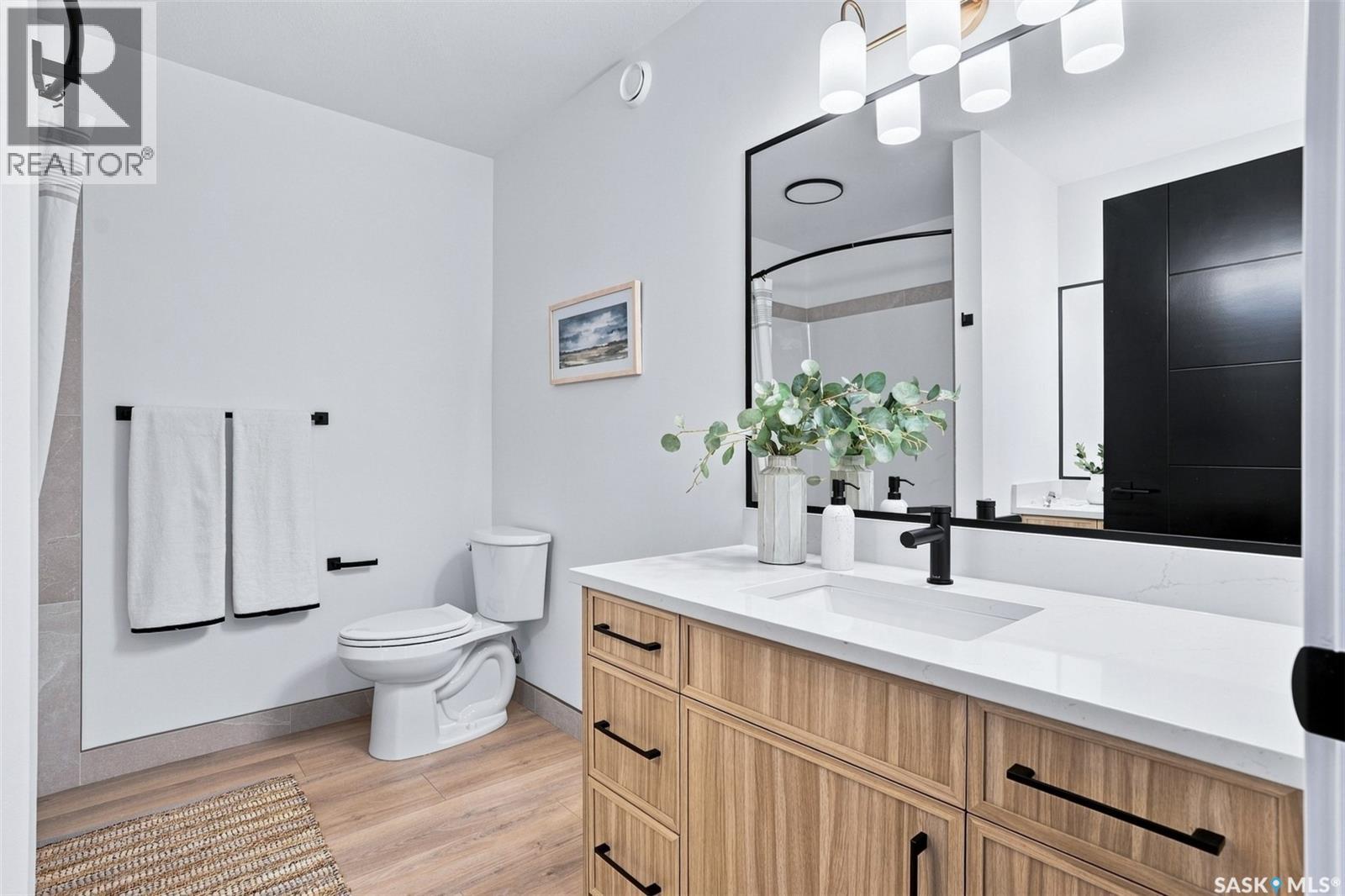 106 Cockcroft MANOR - Image 34