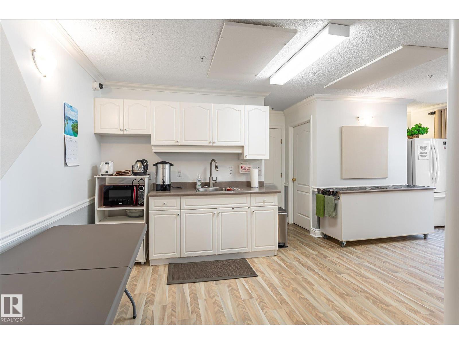 #309 13450 114 AV NW - 30