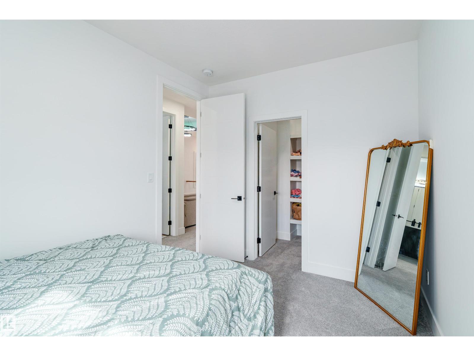 219 28 ST SW - Image 28
