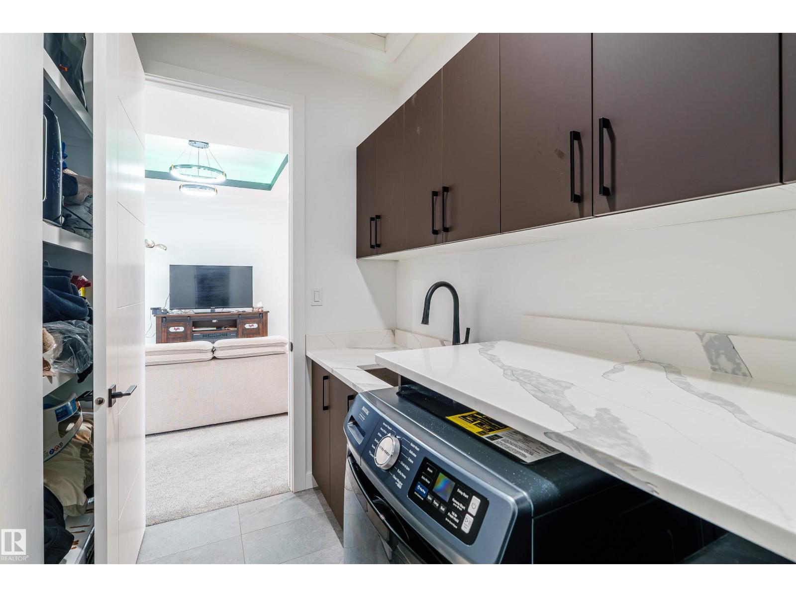 219 28 ST SW - 30