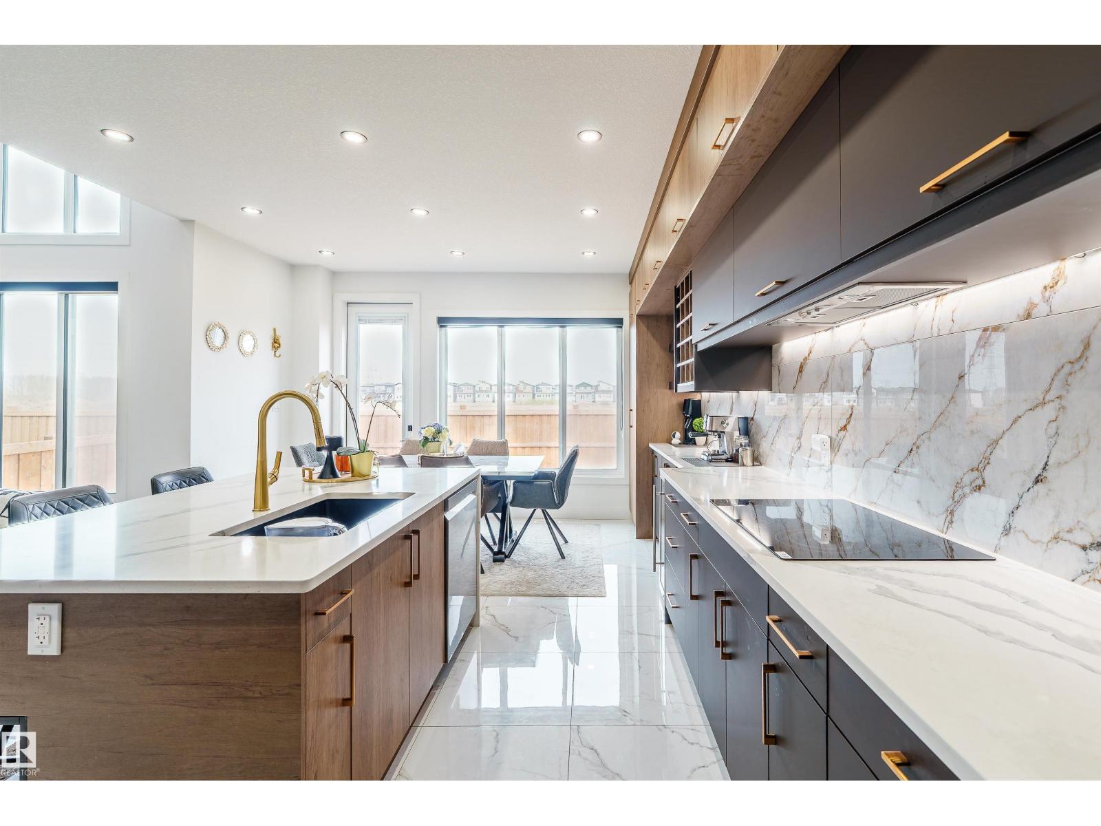 219 28 ST SW - 9