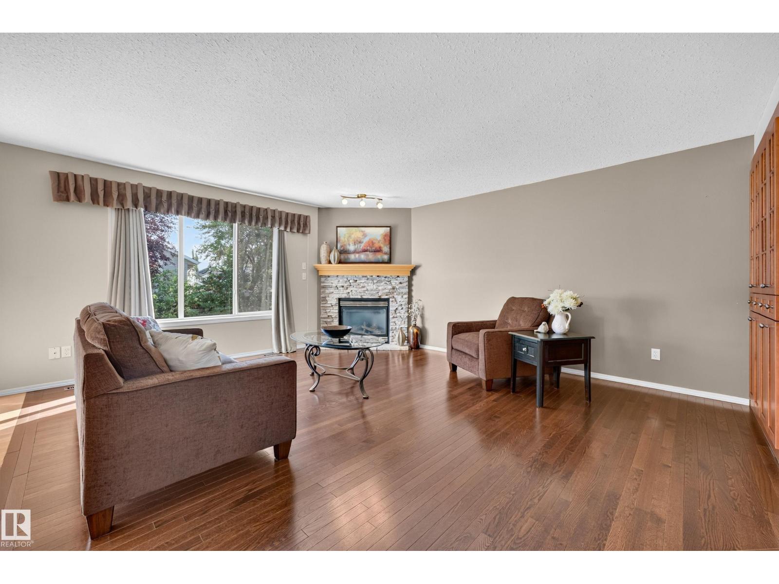 58 CARSON DR - 8