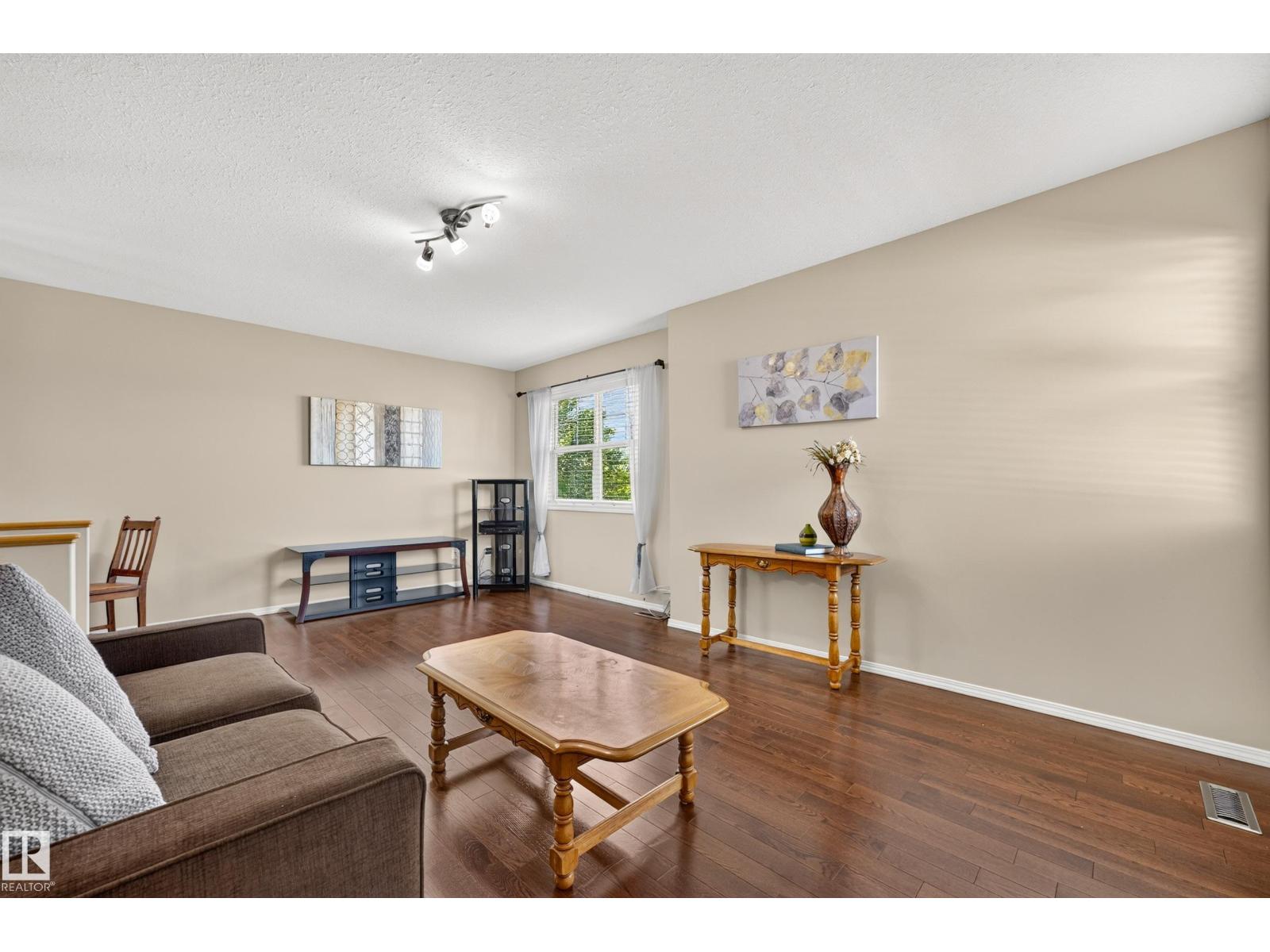 58 CARSON DR - 29
