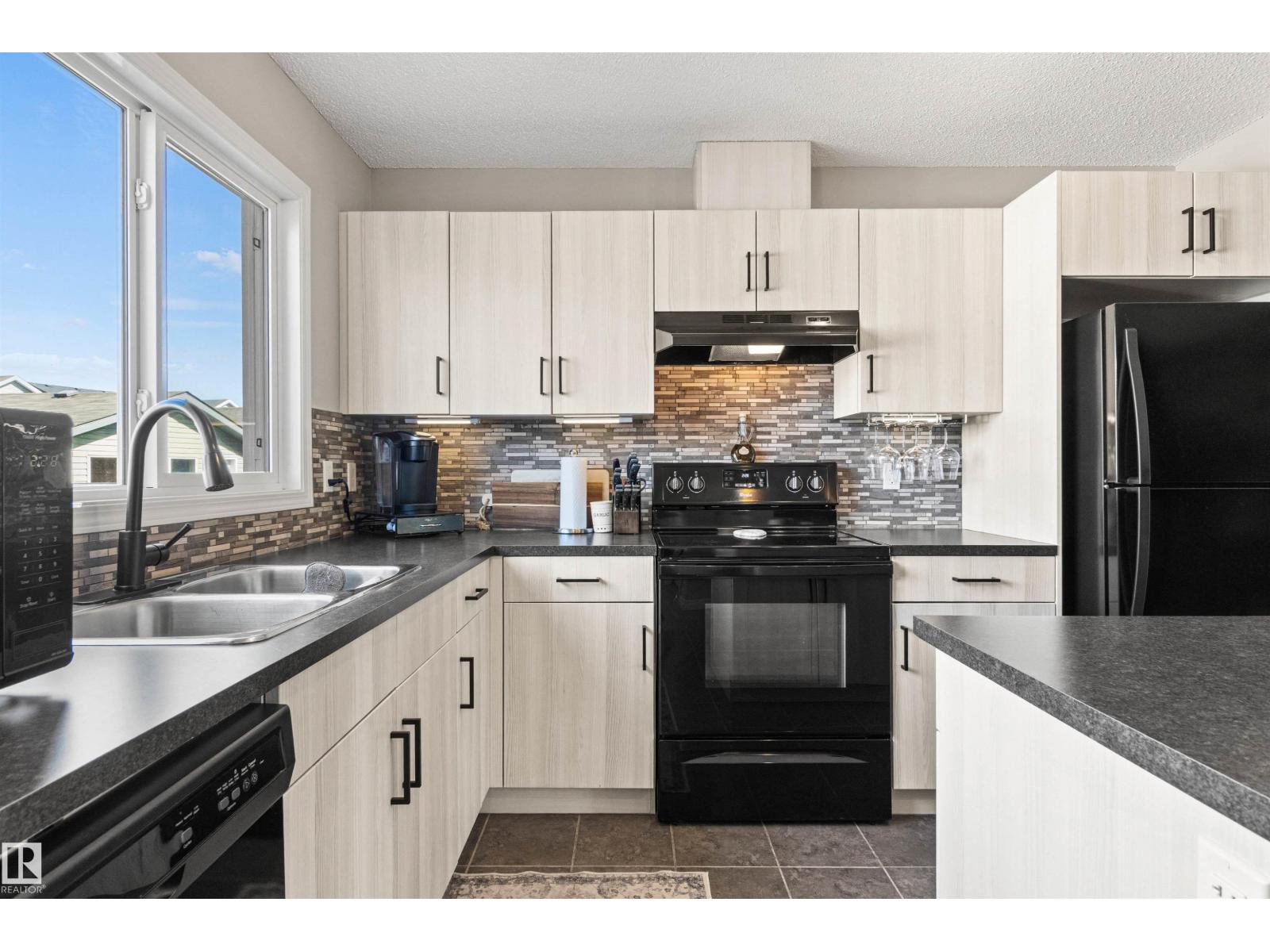 4306 PROWSE LINK LI SW - 22