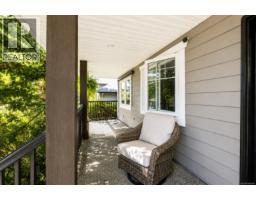 Bonus Room - 2400 Stirling Cres, Courtenay, BC V9N9W6 Photo 11