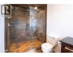 2400 Stirling Cres, Courtenay, BC V9N9W6 Photo 28
