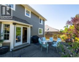 2400 Stirling Cres, Courtenay, BC V9N9W6 Photo 34