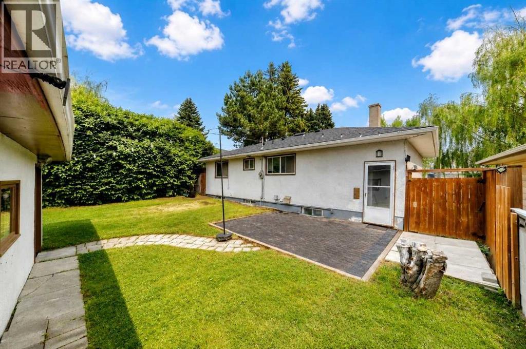 Photo 33