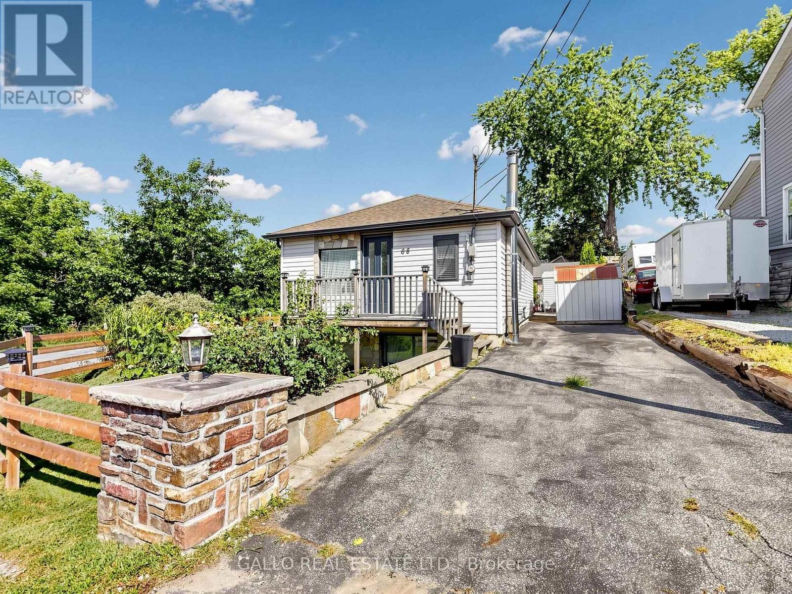 68 VALLEY ROAD - 2
