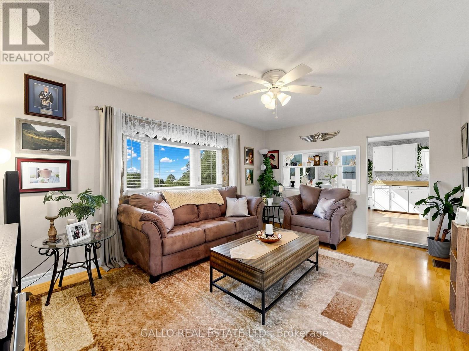 68 VALLEY ROAD - 5