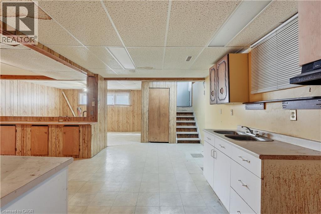 15 DUNCAIRN Court - 33