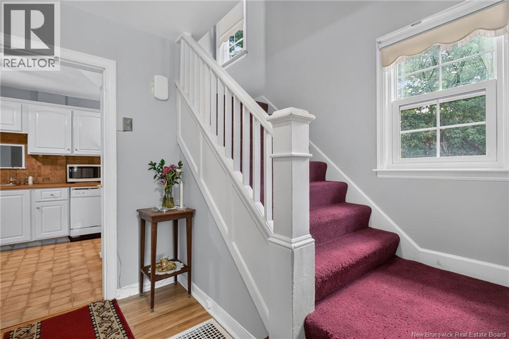 210 Blythwood Avenue - Image 14