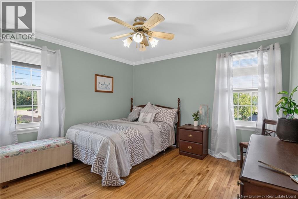 210 Blythwood Avenue - Image 16