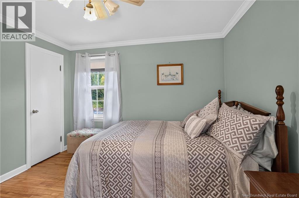 210 Blythwood Avenue - Image 17